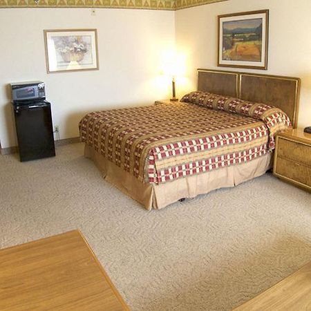 High Desert Inn Elko Ruang foto